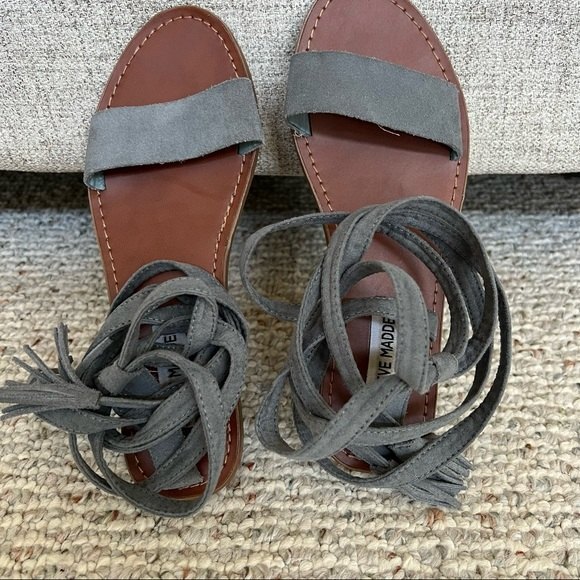 Steve Madden KAARA FLAT SANDAL - Picture 5 of 7